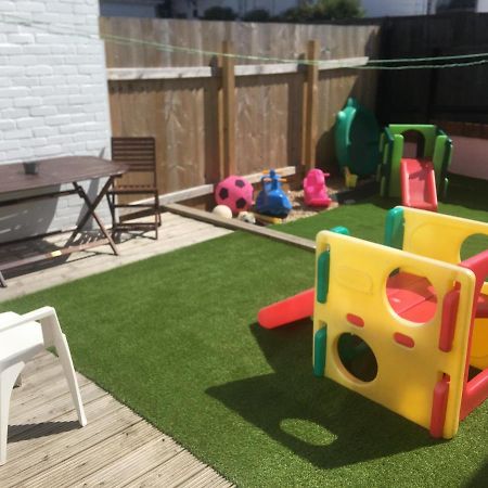 Singer House: Seafront Garden Flat with Parking Apartment Paignton Exterior photo